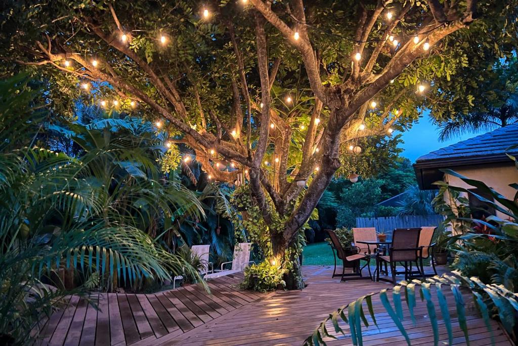 Casa o chalet Bonita Springs Oasis with Wooden Deck and Grill! (EE.UU