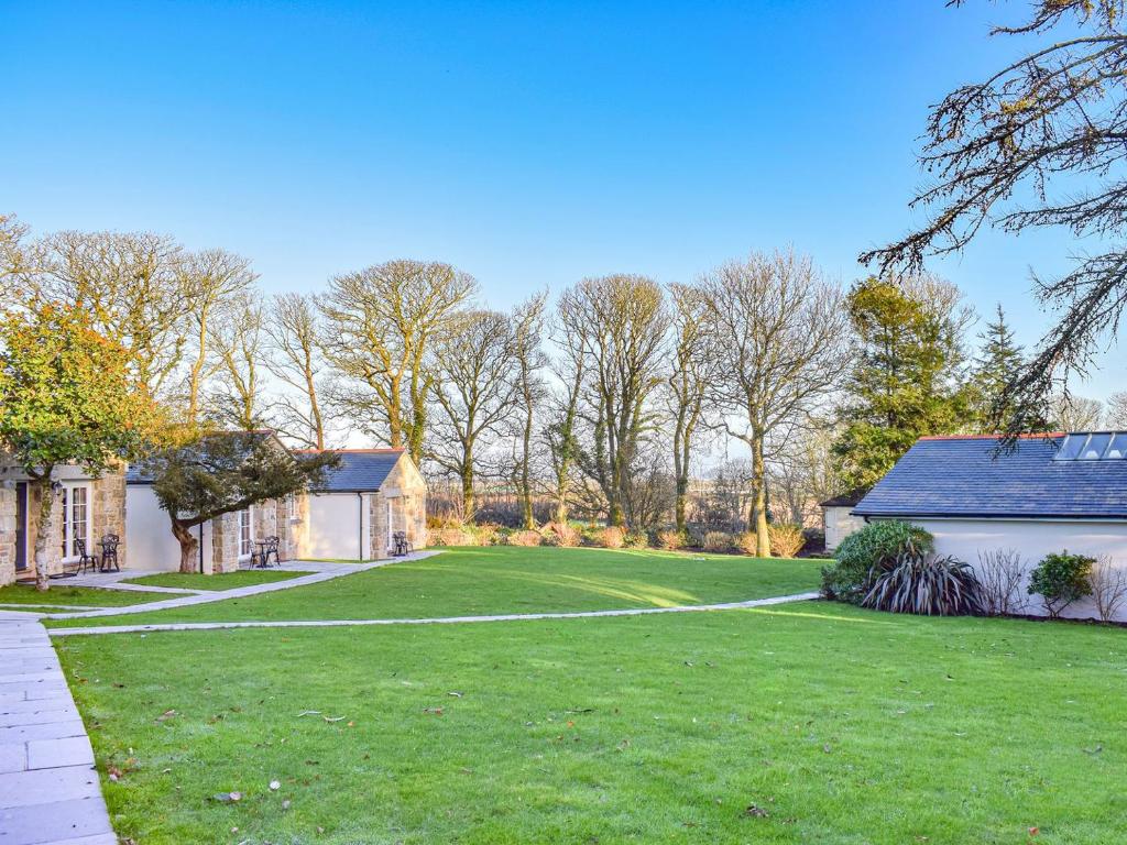 Camelia Cottage-uk37205