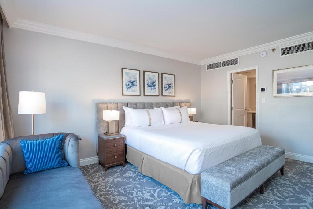 The Sutton Place Hotel Vancouver photo