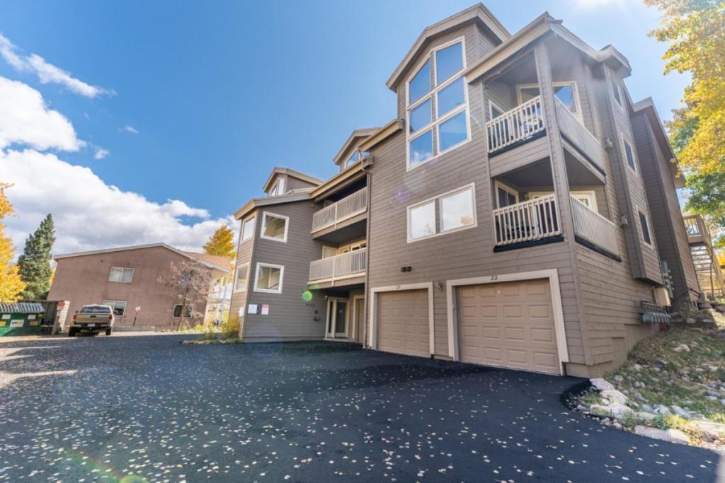 Image showcasing Silvertrees IV #24 by Summit County Mountain Retreats, Silverthorne ...