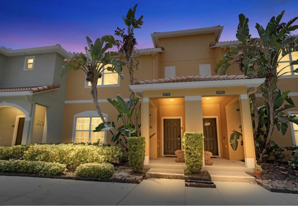 4-3 Paradise Palms Vacation Resort, Private Pool, Near Famous Attractions!!