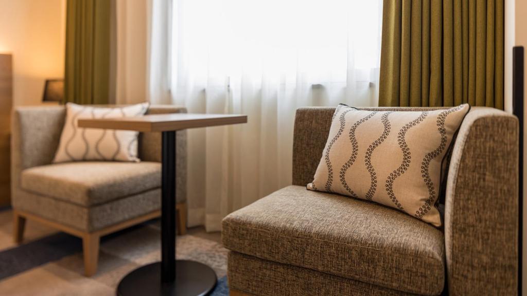Posezení v ubytování JR East Hotel Mets Premier Yokohama Sakuragicho