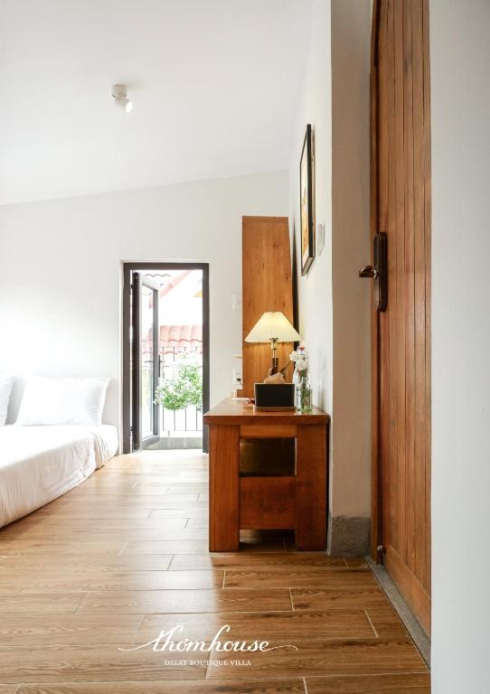Thơm House - Deluxe Quadruple Room