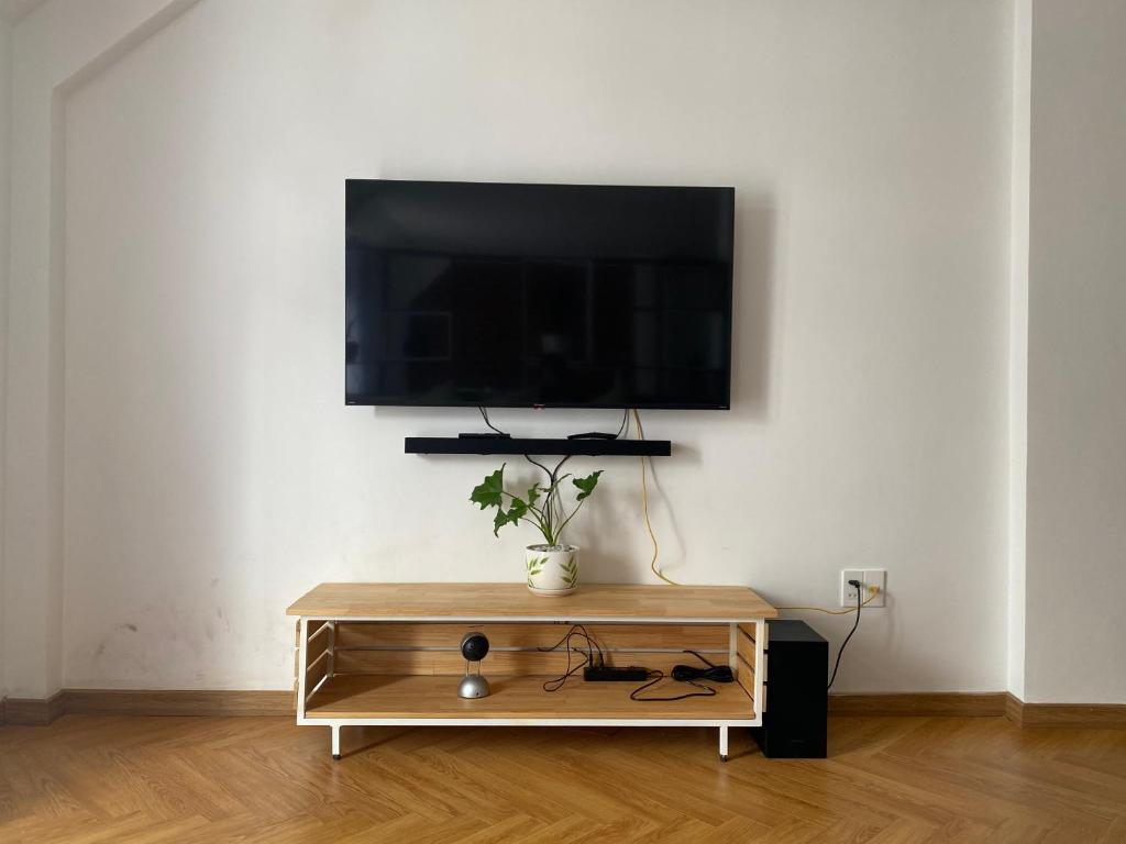 TV/trung tâm giải trí tại Feliz Dalat Homestay