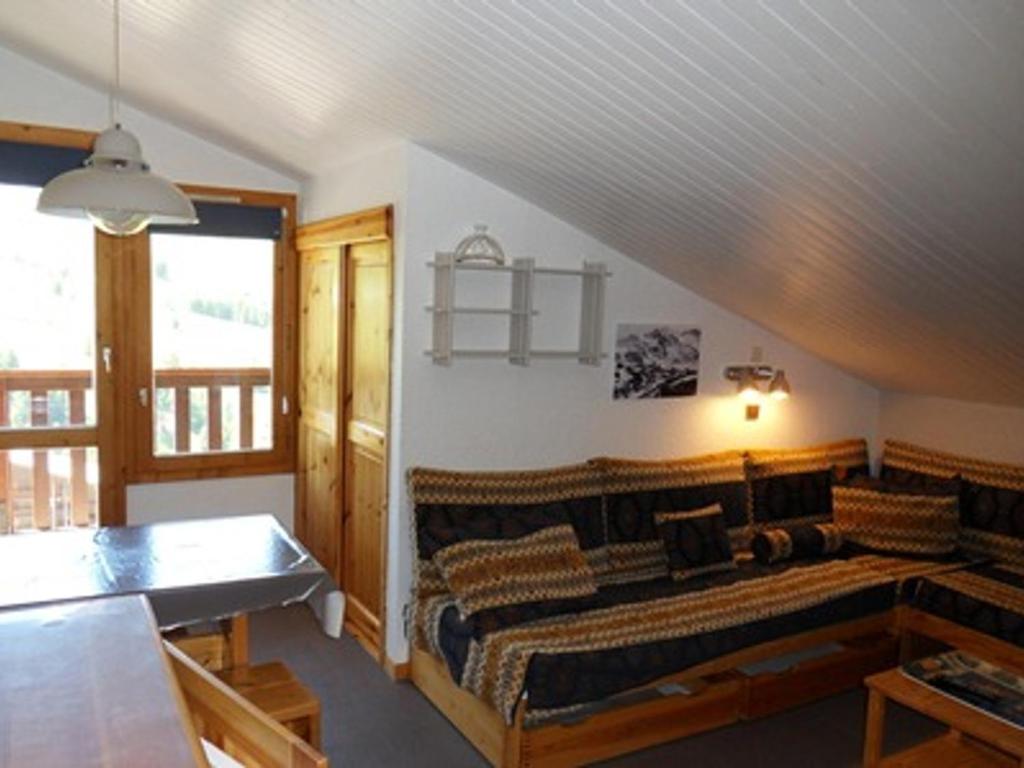 Studio fonctionnel au centre, balcon, 3/4 pers., vue pistes