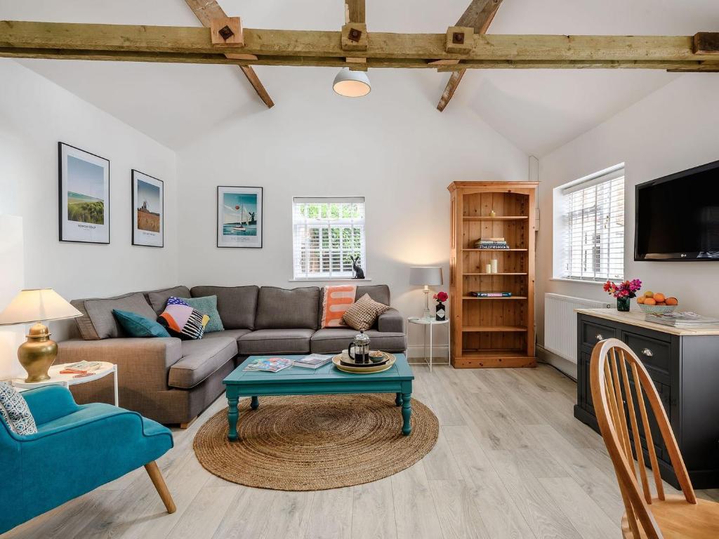 The Little Friendship, Cawston (updated prices 2024)