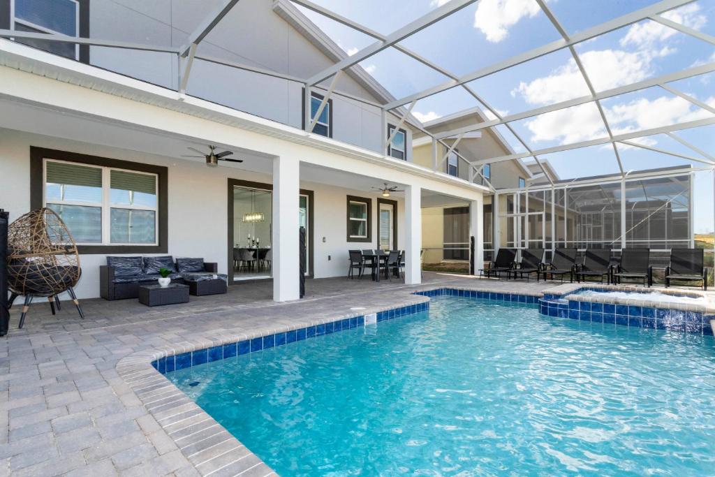 9316 SH Champions Gate Luxury 9 Bed Villa, Kissimmee, FL