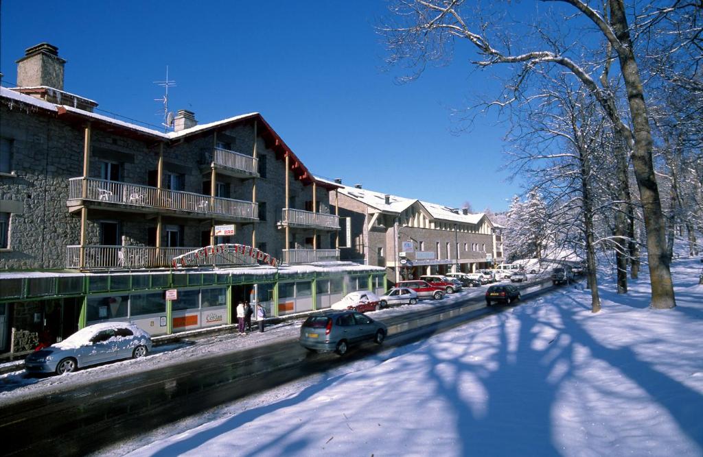 Hotel et Résidence Le Clos Cerdan v zimě