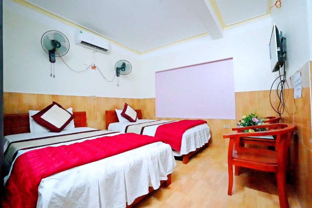 New Nhat Minh HomeStay & Tour - 17