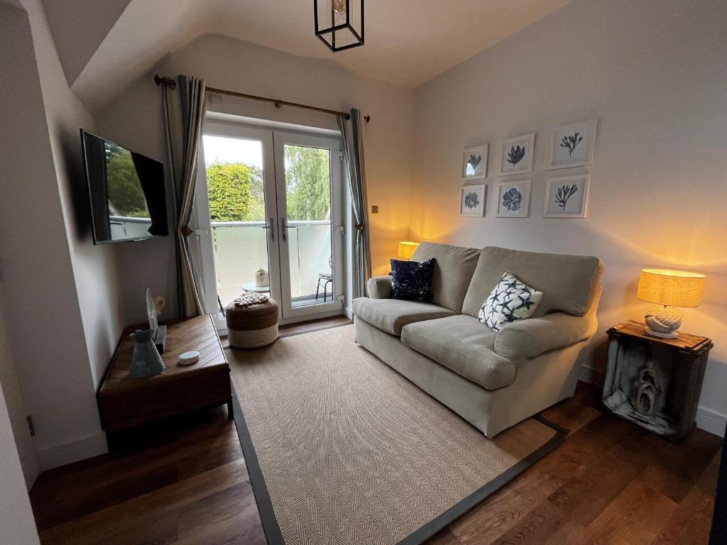 Salt Lodge, West Mersea Updated 2023 Prices