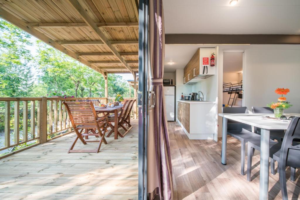 Balkon lub taras w obiekcie hu Montescudaio village
