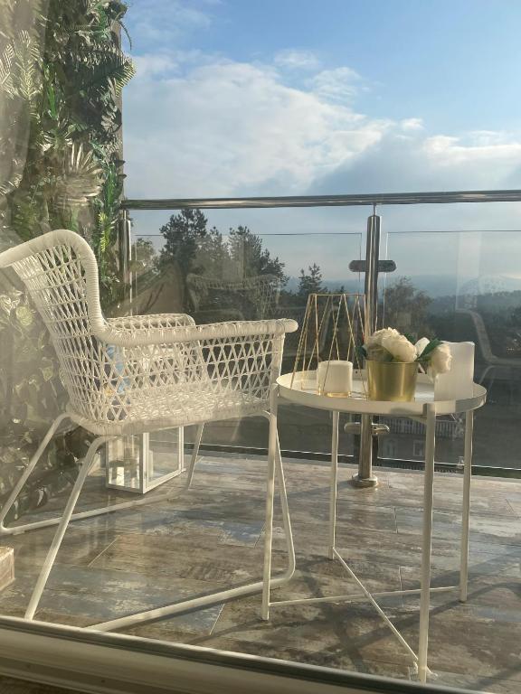 Balkoni atau teres di Apartman M Zlatni breg