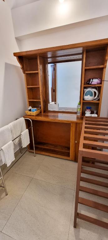 Hilltop Guest House - 13