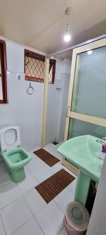 Hilltop Guest House - 11