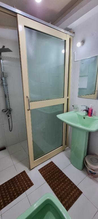 Hilltop Guest House - 10