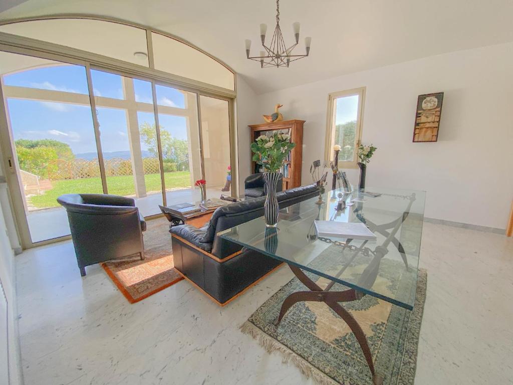 Posezení v ubytování Villa St Maxime