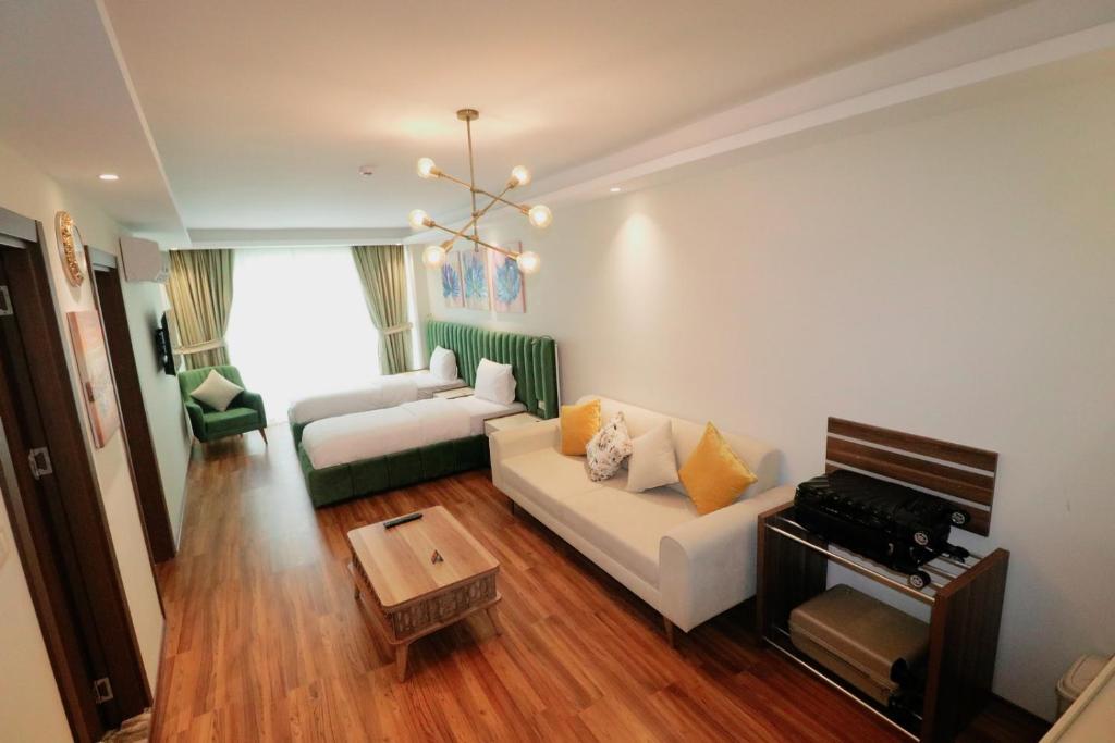 Grand Luxury - Salle Familiale