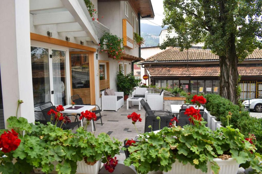 Budova, kde se hotel nachází