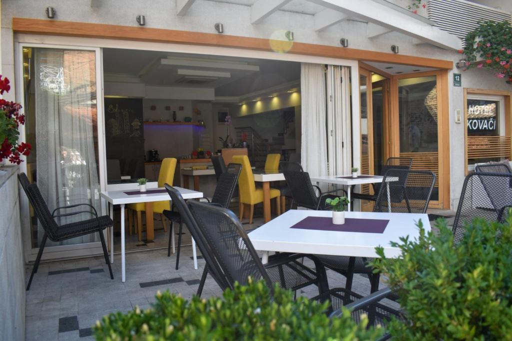 Restaurace v ubytování Hotel Kovači
