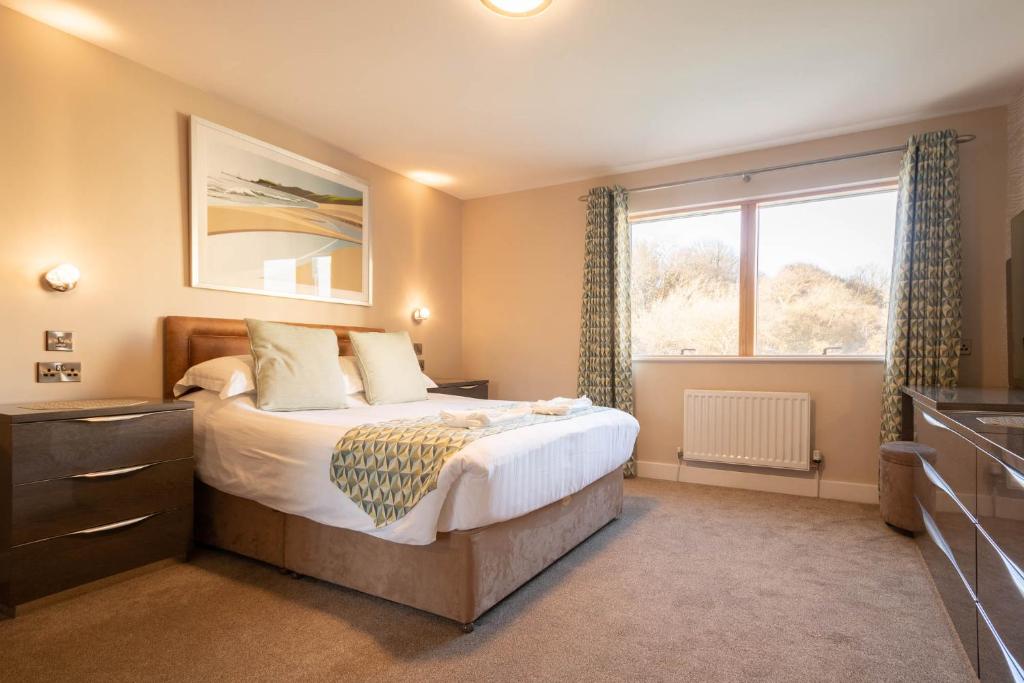 The Sands - Apartment 3 Schlafzimmer (Nicht -Meerblick) + Kostenlose Strandhütte