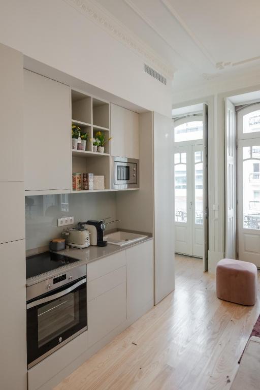 Porto Deluxe Apartments - 19