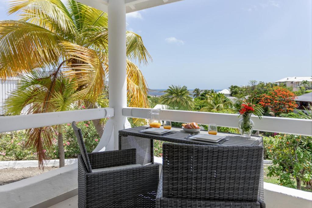 Balkón nebo terasa v ubytování Villa Mallory, 3 bedrooms, private pool and ocean view