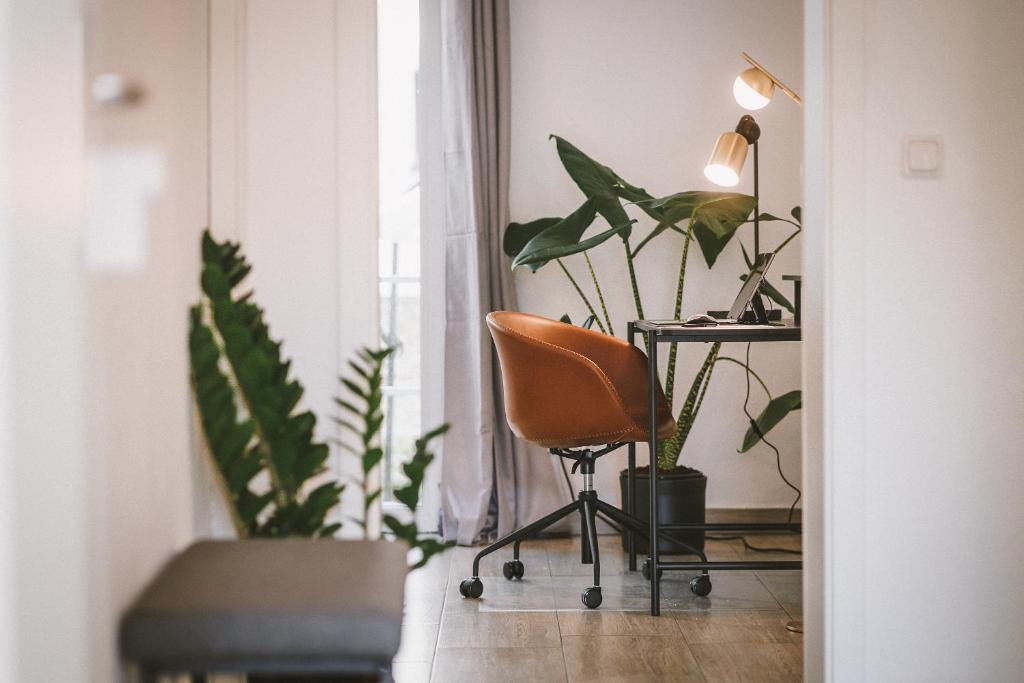 Sadebo Apartments Lübeck mit Terrasse oder Balkon - 17