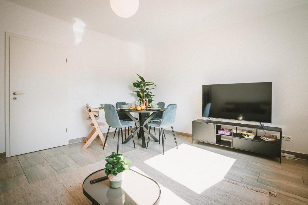 Sadebo Apartments Lübeck mit Terrasse oder Balkon - 8