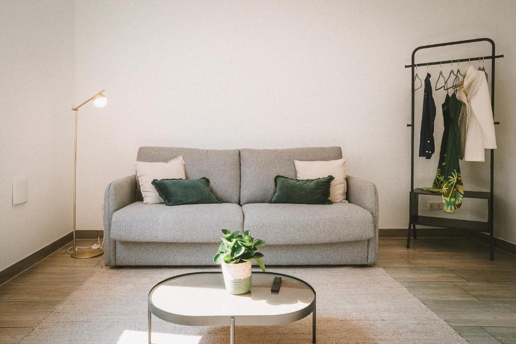 Sadebo Apartments Lübeck mit Terrasse oder Balkon - 7