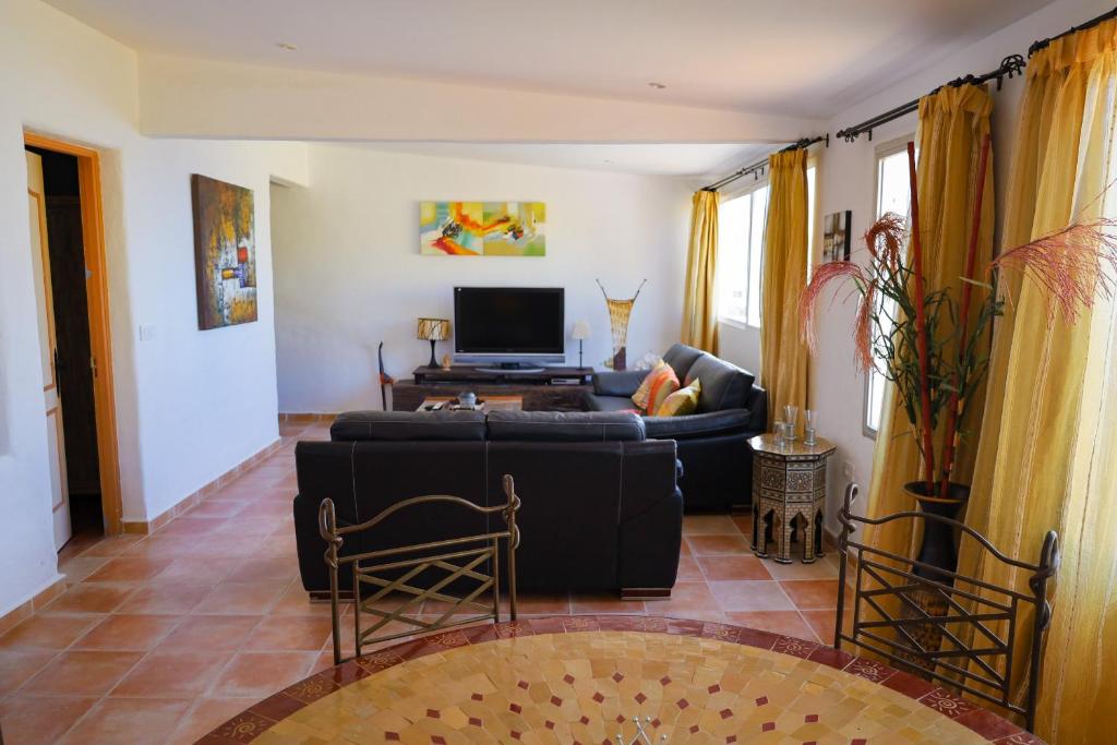 A television and/or entertainment centre at Morro de las Mesias