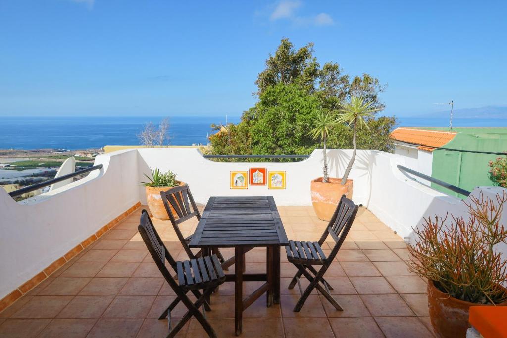 A general sea view or a sea view taken from the holiday home