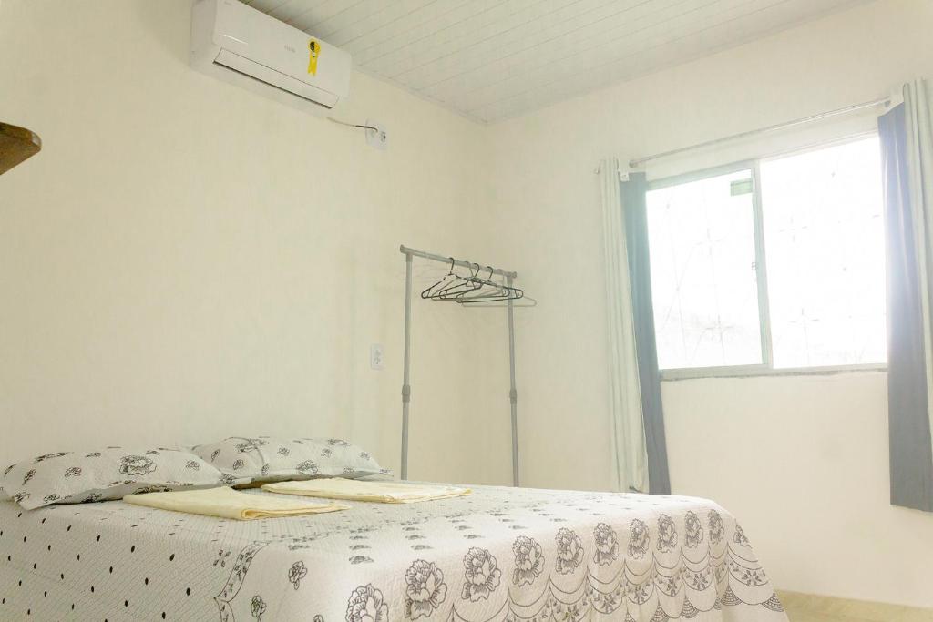 Linda Casa c Wi-Fi a 900m da Praia de Itatinga MA - Three-Bedroom House
