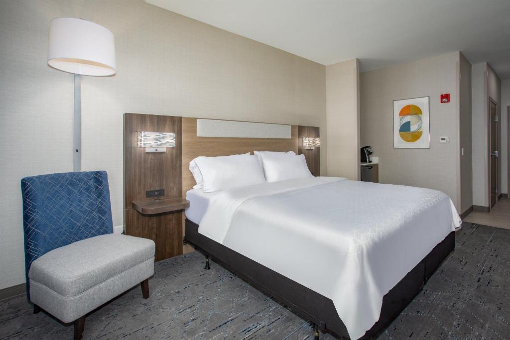 Holiday Inn Express Hotel & Suites Grand Junction, an IHG Hotel - King Room - Zugang/Hören Zugänglich
