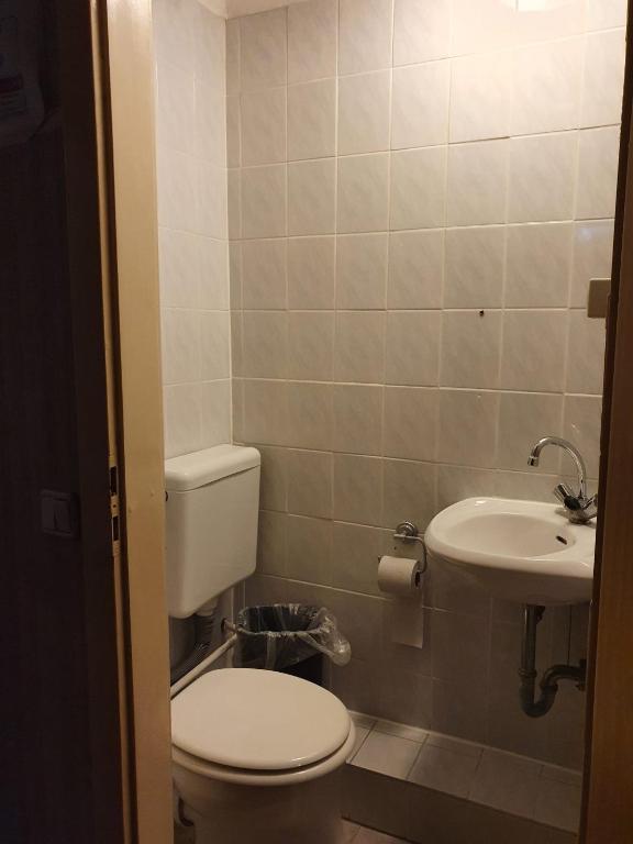 Märkischer Hof Hotel - Resim 41