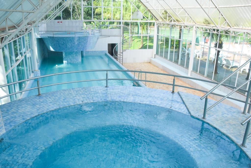Bazén v ubytování Hotel Nacional Inn Foz do Iguaçu nebo v jeho okolí