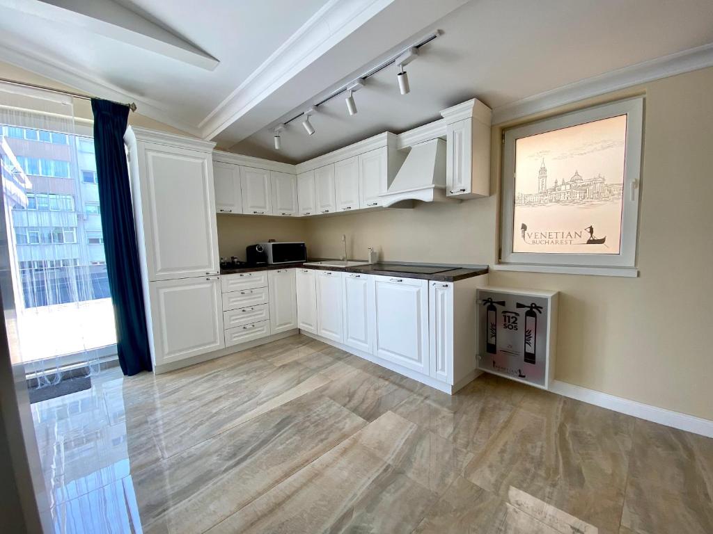 Venetian Bucharest - Resim 28