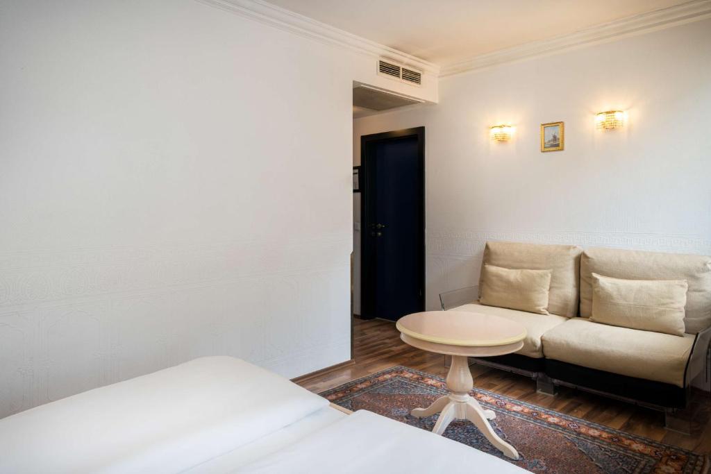 Posezení v ubytování Arthotel ANA Gala