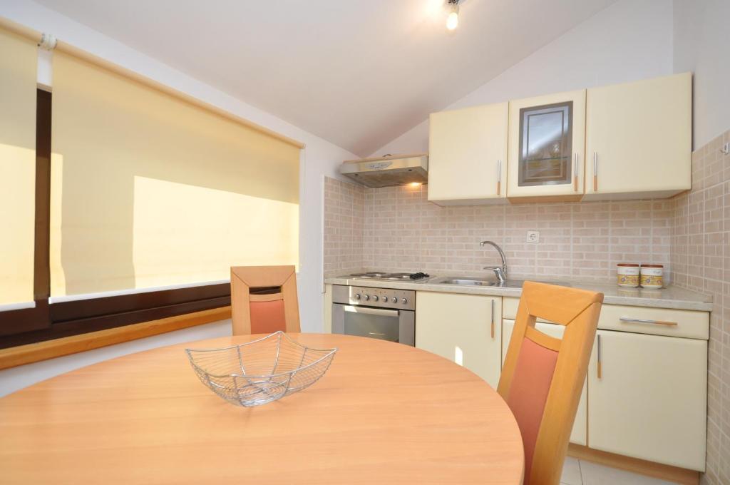 Kuchyň nebo kuchyňský kout v ubytování Apartments by the sea Vela Luka, Korcula - 9243