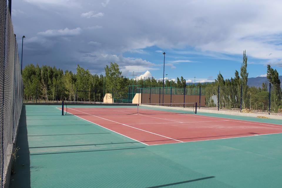 La Vicuñita Hotel & Cabañas