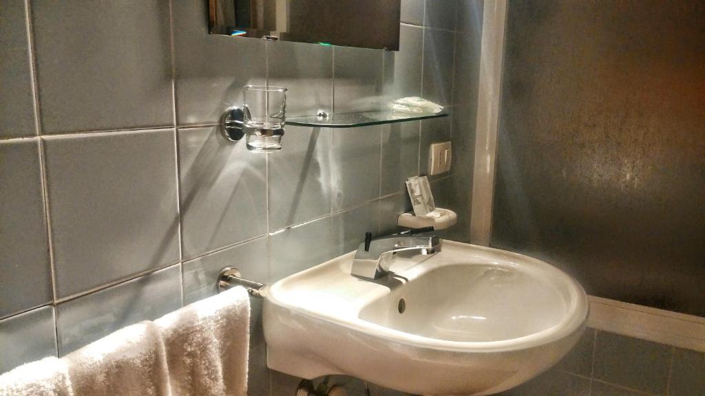 Koupelna v ubytování Hotel Del Viale