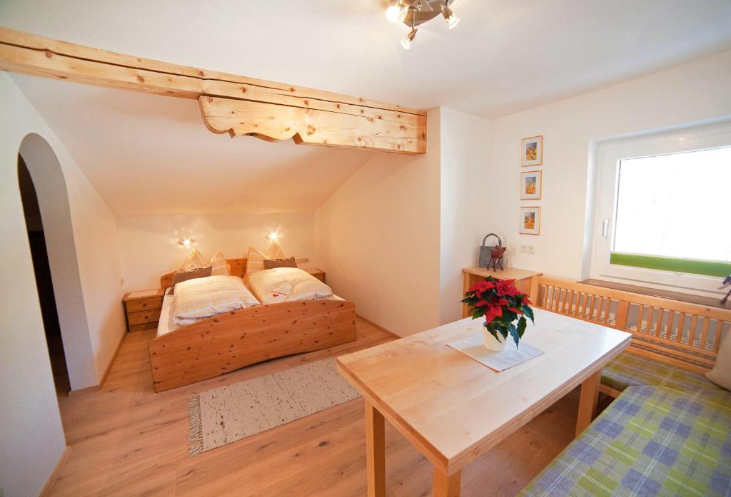 Postel nebo postele na pokoji v ubytování B&B Landhaus Vierthaler