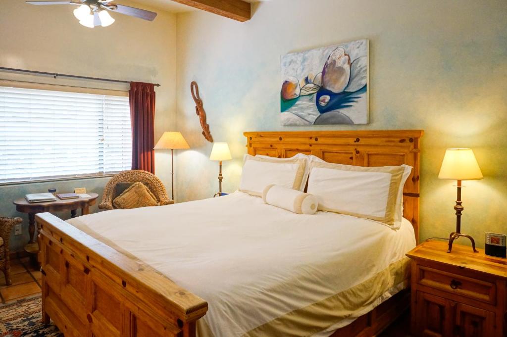 Blue Iguana Inn - 