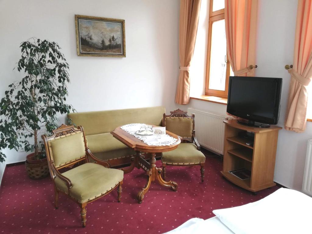 TV a/nebo společenská místnost v ubytování Pension sv. Florian