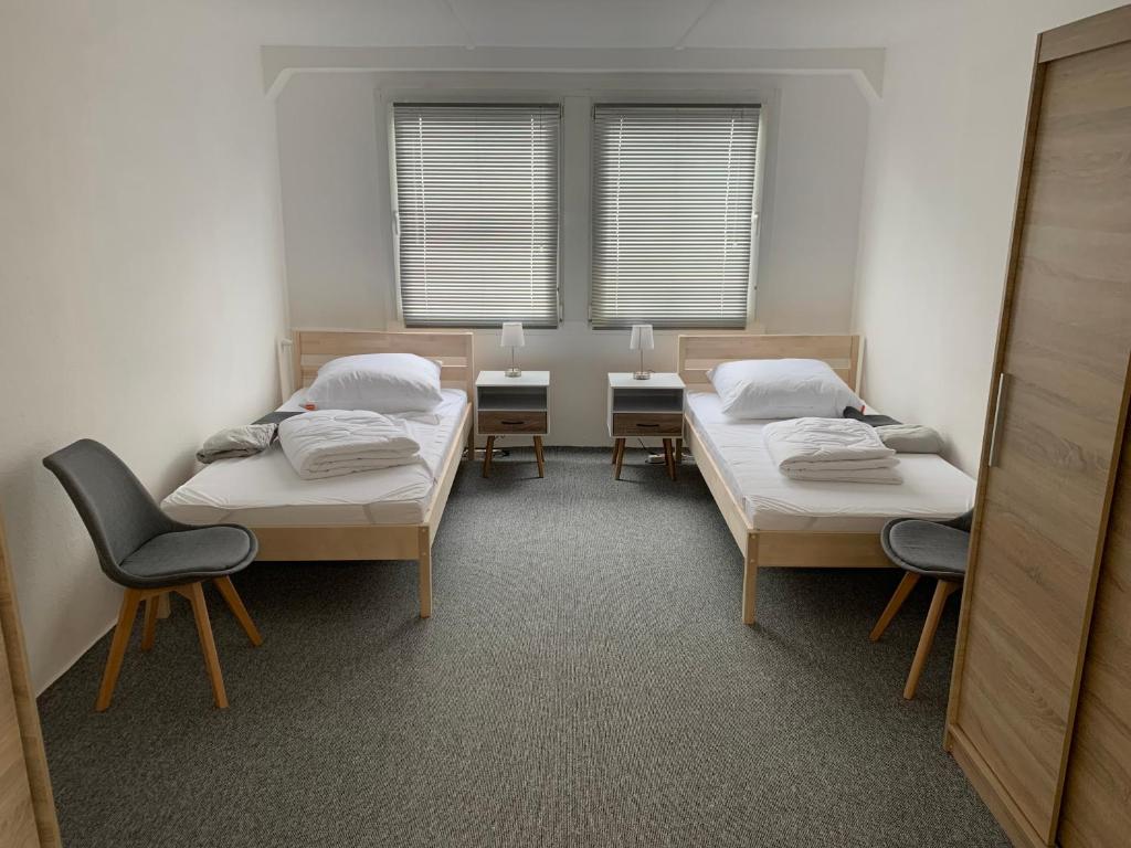 A bed or beds in a room at Wohnung 85 qm Kalimandscharo 1 in Zielitz - Magdeburg