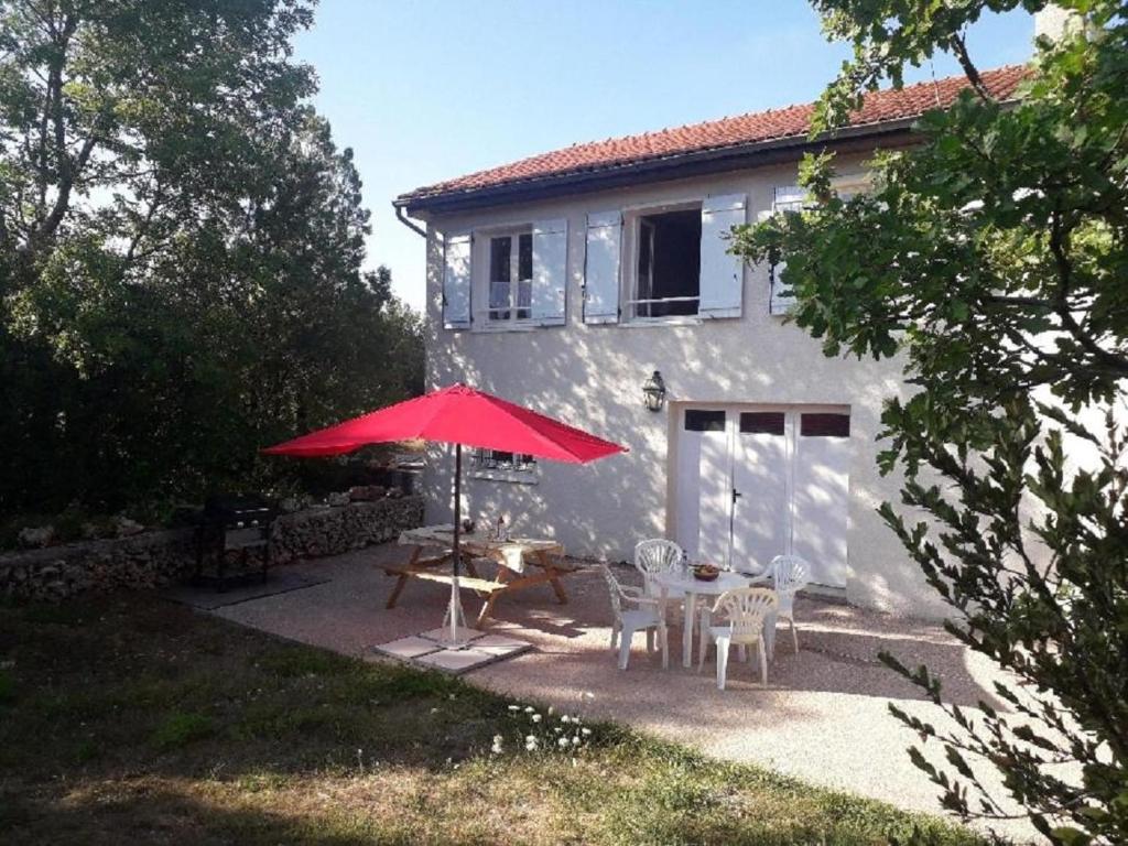 Budova, v ktorej sa dovolenkový dom nachádza