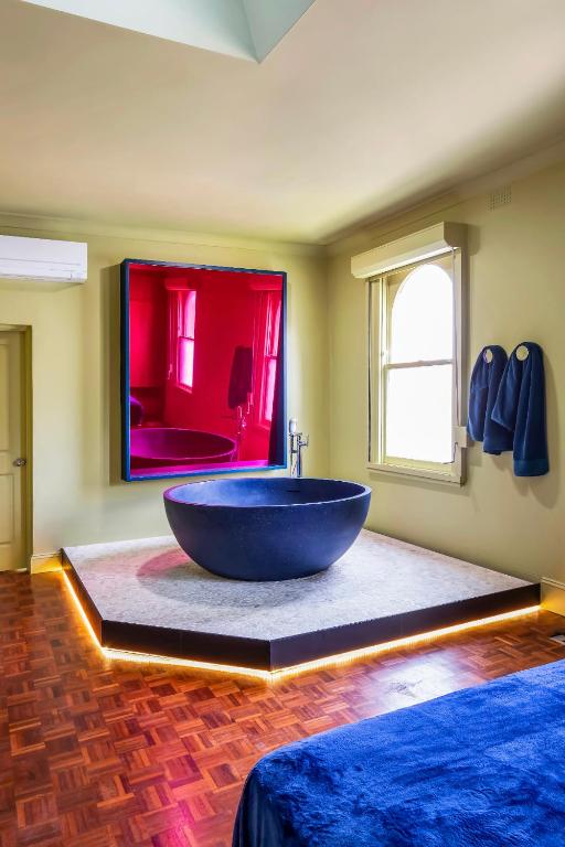 Luxury Space in Victorian Mansion. Hot Tub!, Sydney (updated prices 2024)