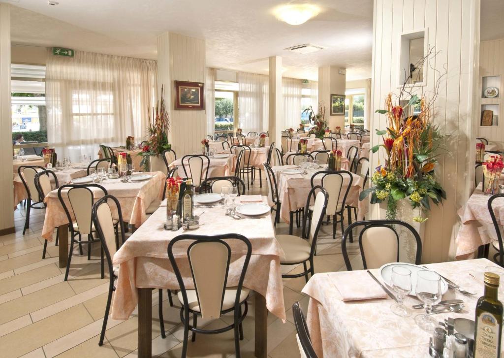 Restaurace v ubytování Hotel Odeon