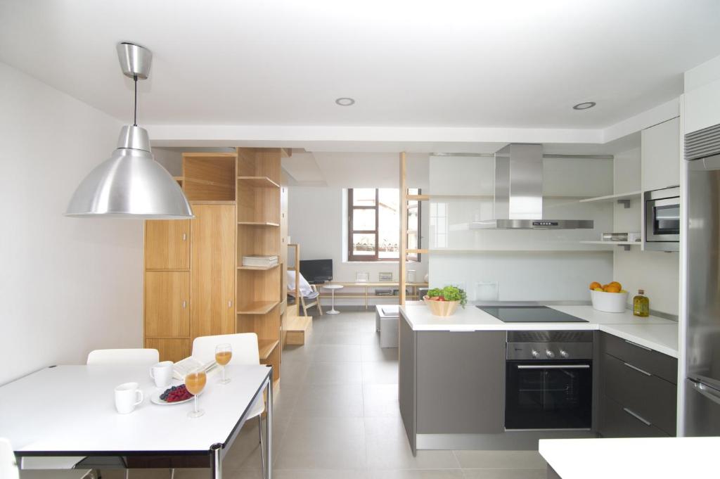 Smart Suites Albaicin - Superior Apartment With Views