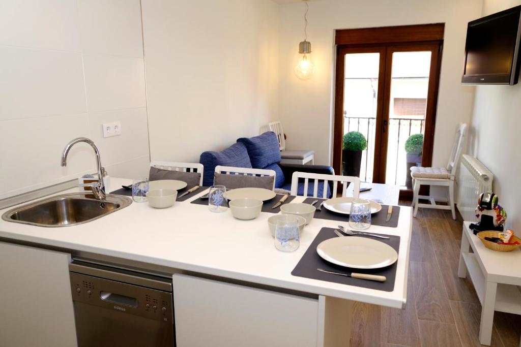 vallespin 43 parking, wifi - 1