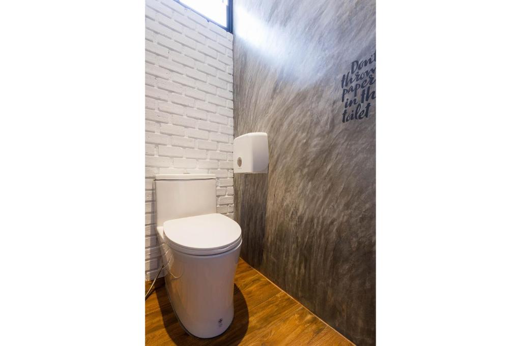 Savage Hostel Koh Tao - 8